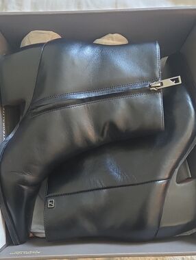 Franco Sarto Black Leather Mid-Calf Zip Boots